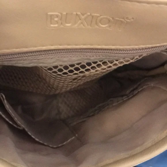 Buxton NWOT Crossbody Bag - Picture 7 of 8